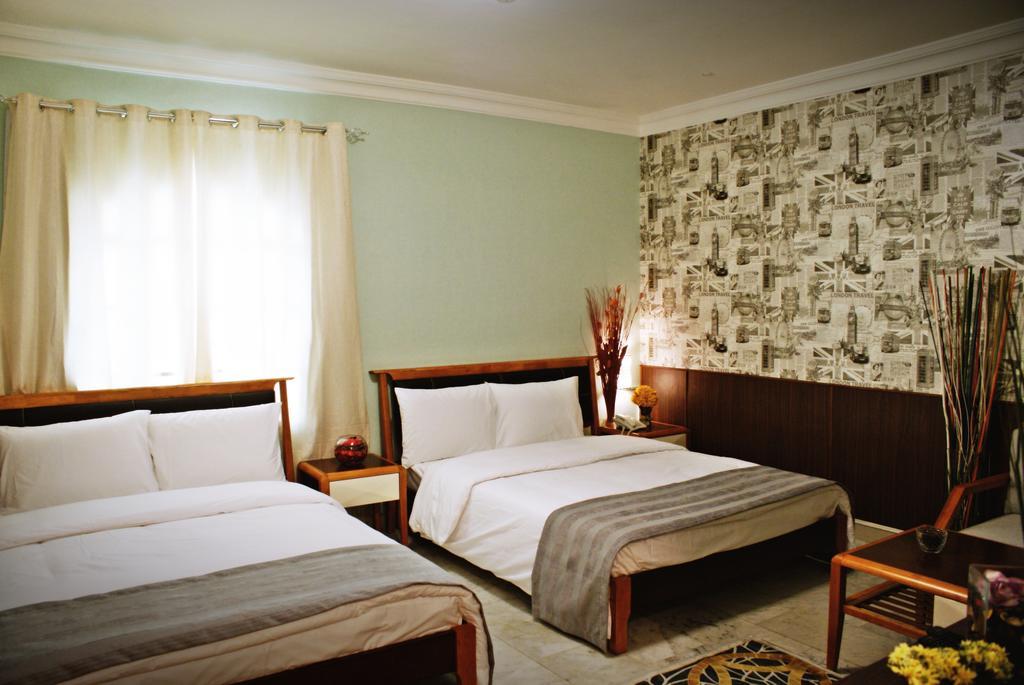 Weekend Hotel & Apartments Muscat Ngoại thất bức ảnh