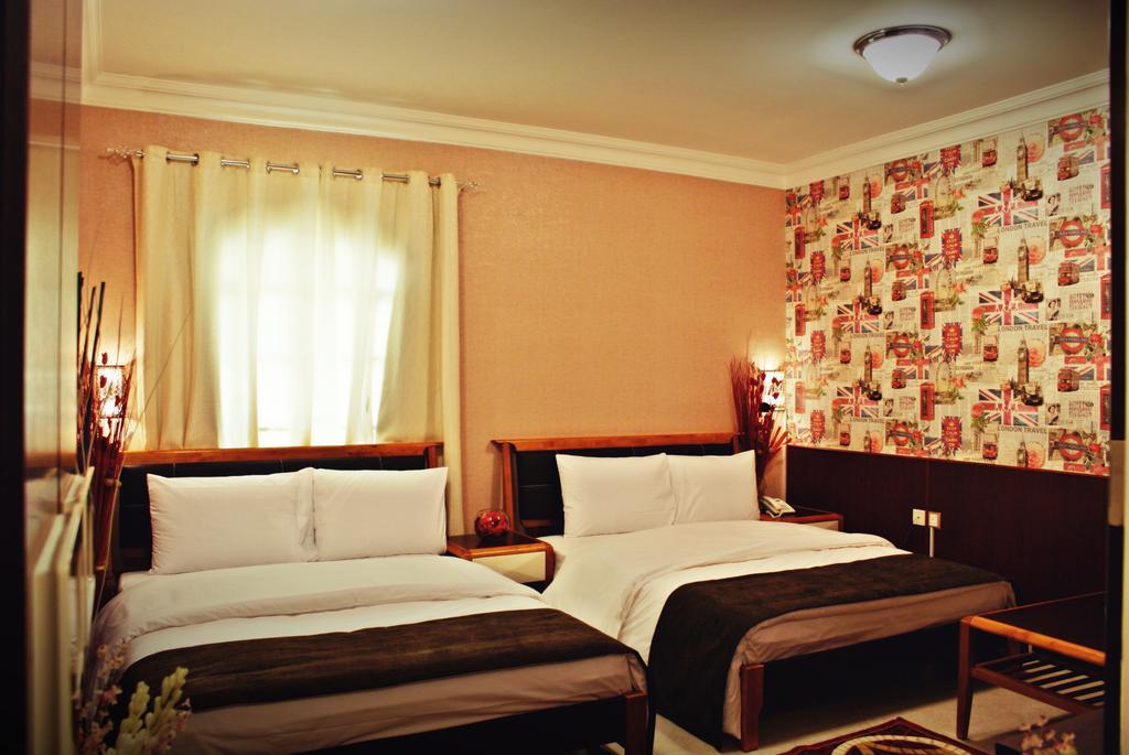 Weekend Hotel & Apartments Muscat Ngoại thất bức ảnh