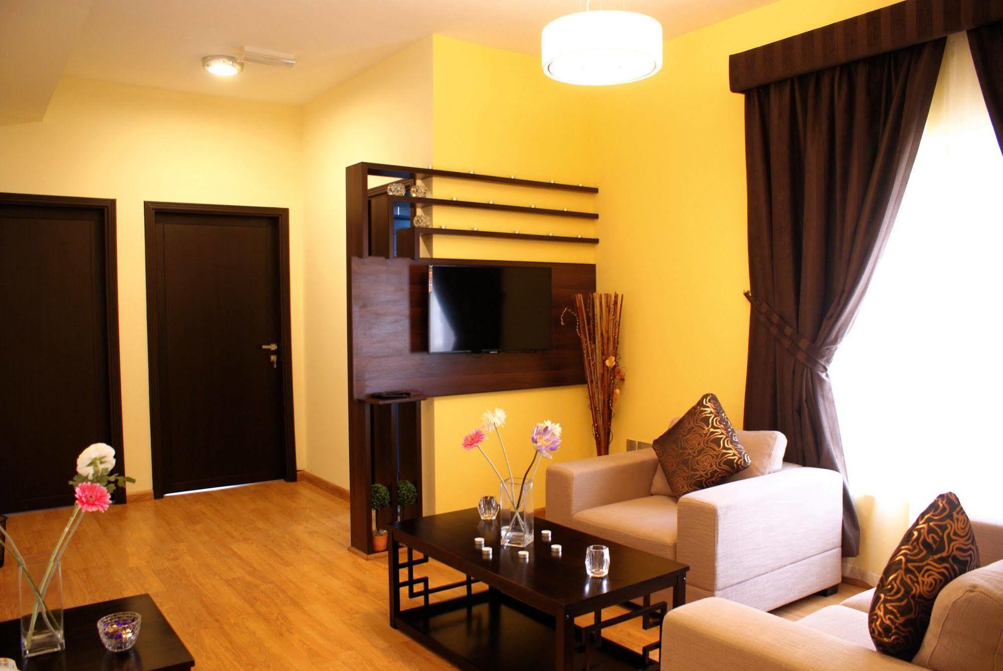 Weekend Hotel & Apartments Muscat Ngoại thất bức ảnh